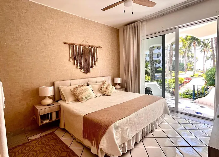 Mykonos 1br Recently Remodeled Next To Big Pool Apartment