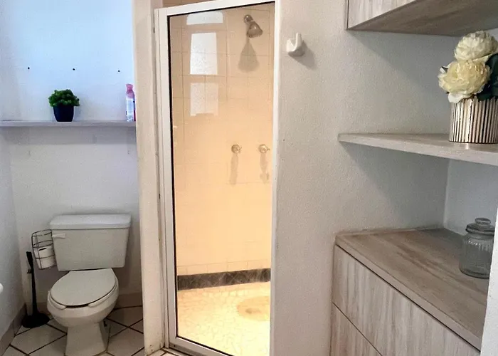 Apartment Mykonos 1br Recently Remodeled Next To Big Pool *